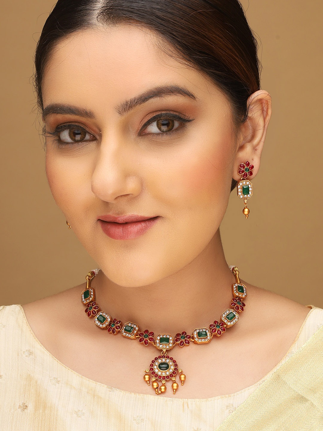 

AQUASTREET Gold-Plated Kemp Stones Traditional Jewellery Set