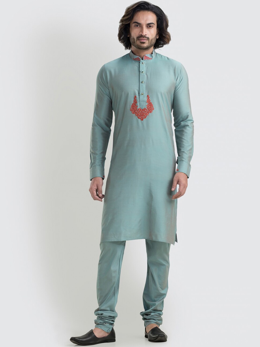 

SREEMANT Mandarin Collar Regular Thread Work Kurta With Pyjamas, Turquoise blue