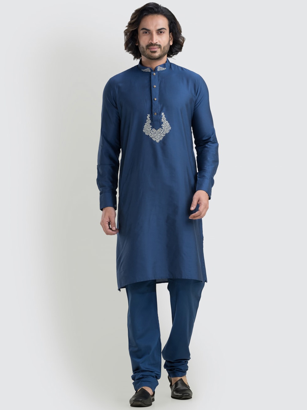 

SREEMANT Ethnic Motifs Yoke Design Regular Thread Work Kurta with Churidar, Blue