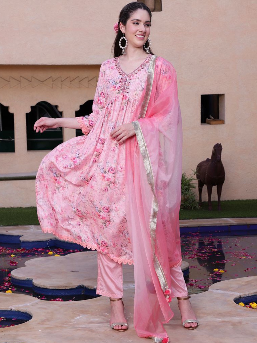 

Sangria Printed A-Line Kurta With Trousers & With Dupatta, Pink