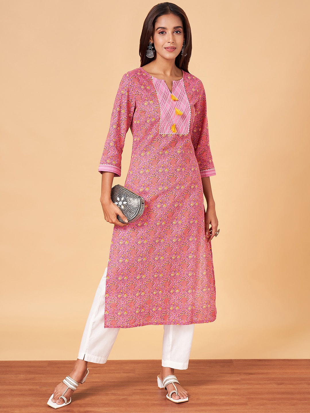 

YU by Pantaloons Floral Printed Gotta Patti Cotton Straight Kurta, Pink