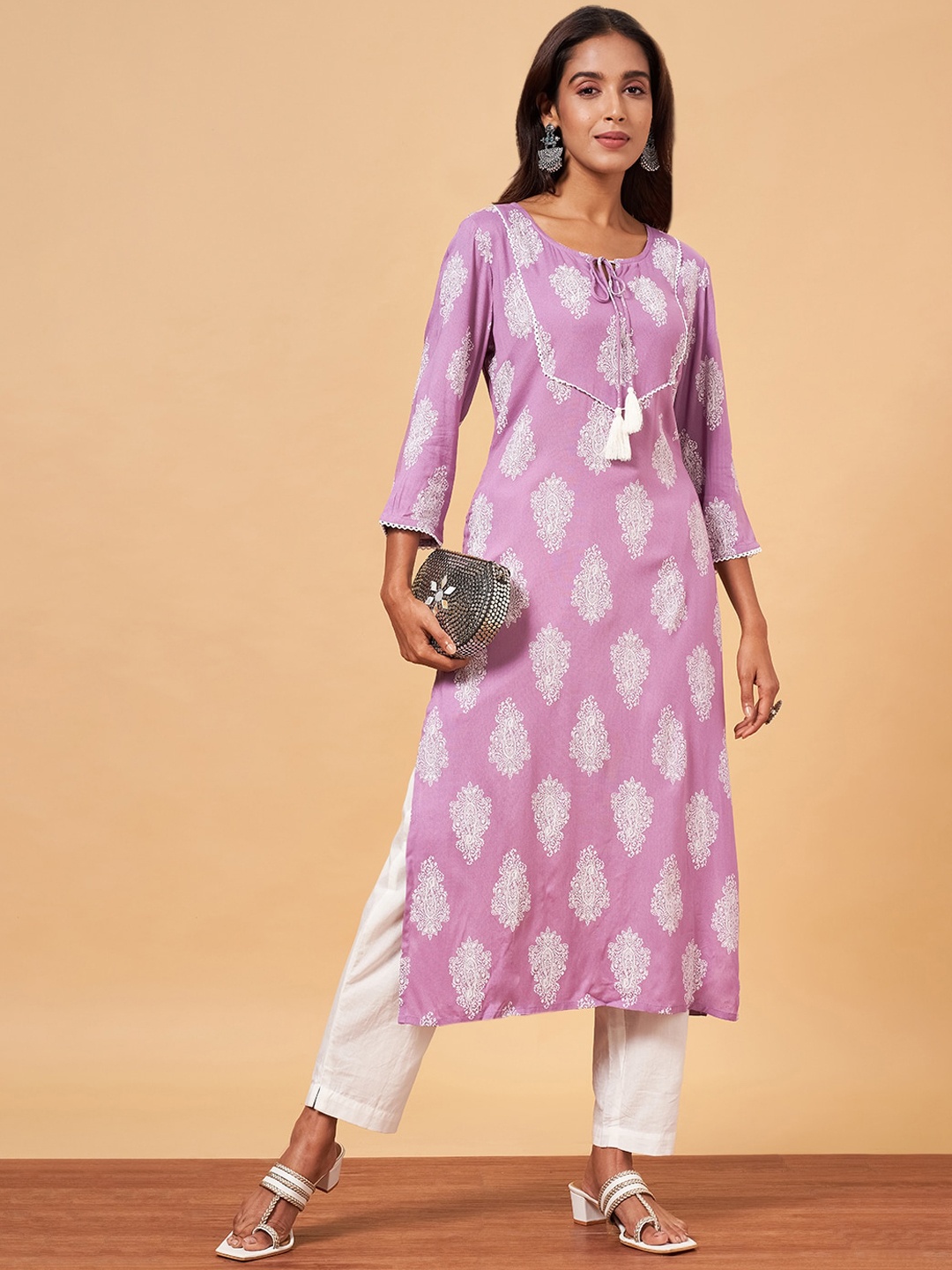 

YU by Pantaloons Ethnic Motifs Printed Tie-Up Neck Straight Kurta, Pink