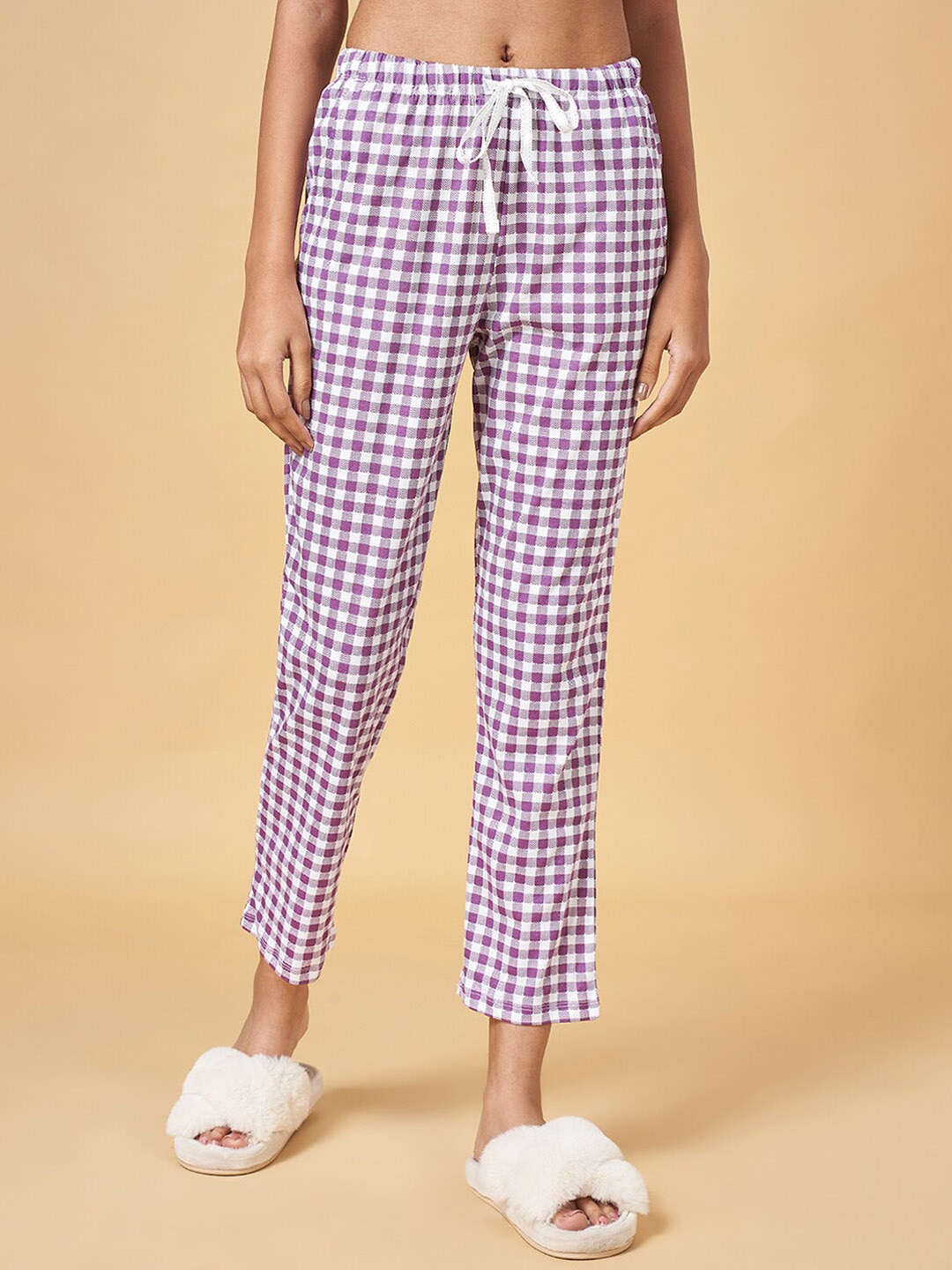 

Dreamz by Pantaloons Women Checked Pure Cotton Pyjamas, Purple