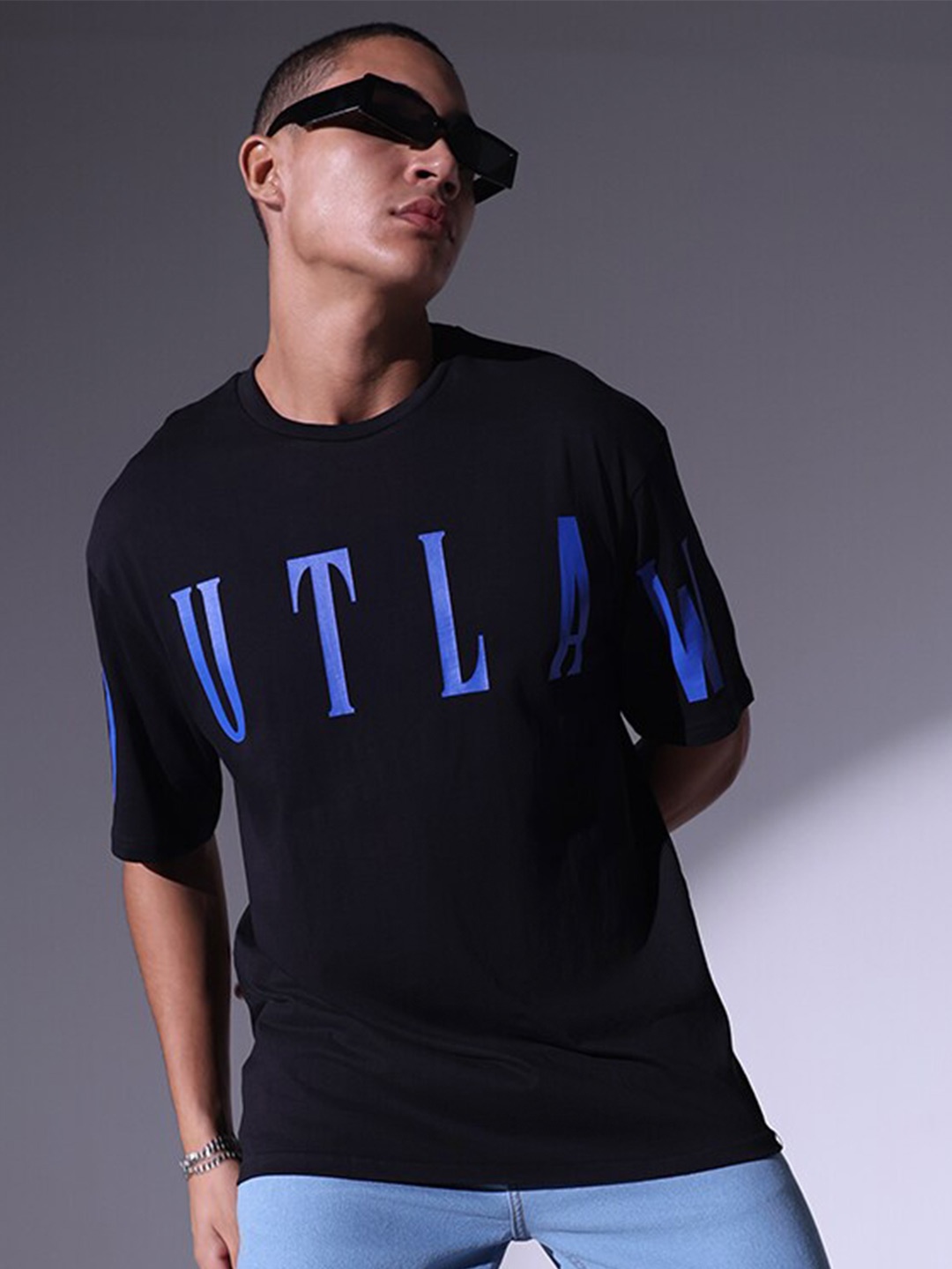 Hubberholme Typography Printed Drop Shoulder Sleeves Cotton Oversized T-shirt, Black