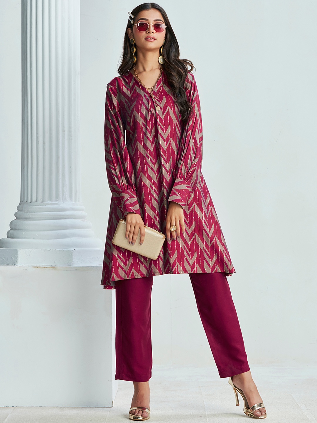 

Sangria Chevron Printed A-Line Kurta With Trouser, Maroon