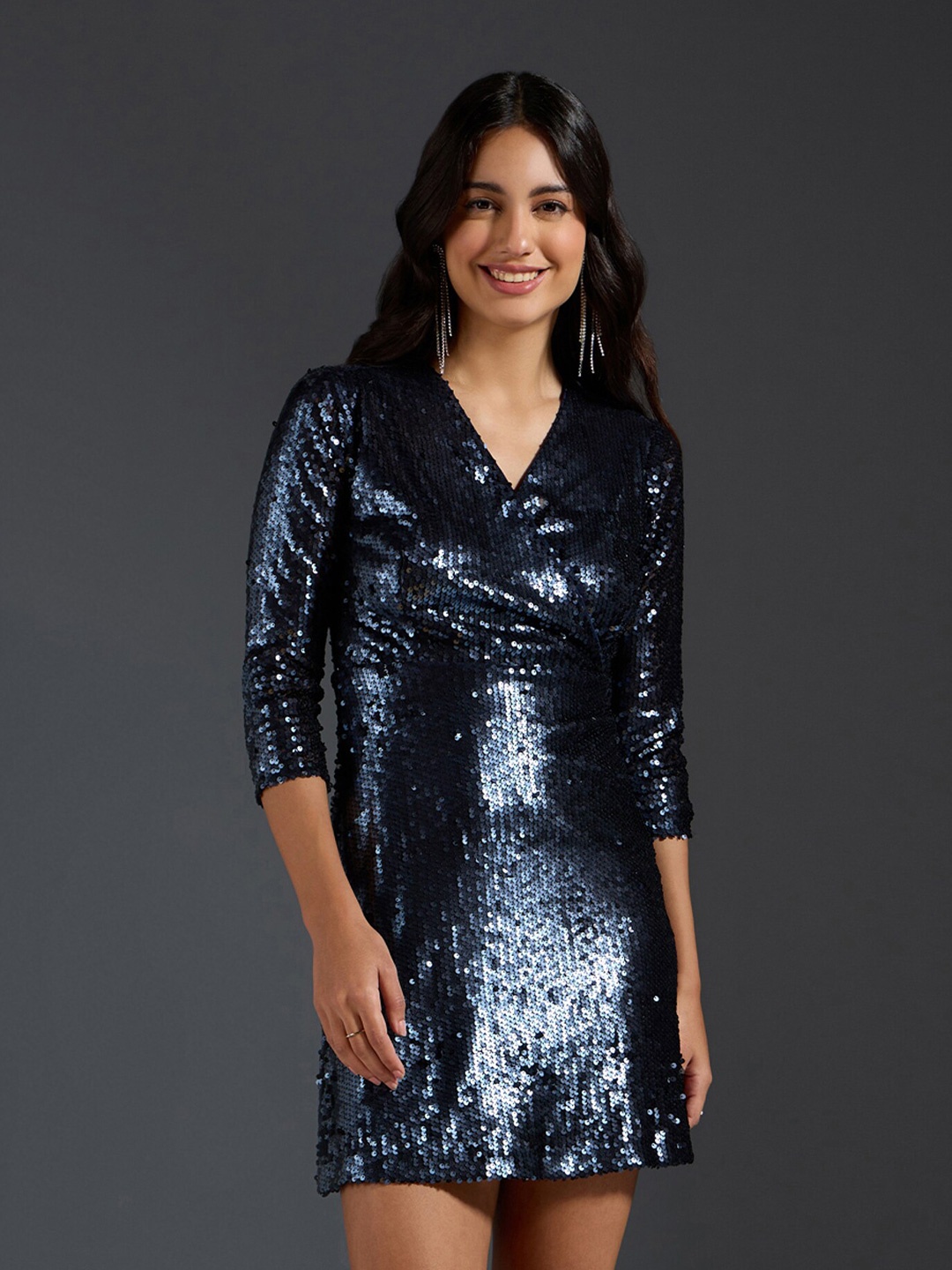 

20Dresses Blue Embellished V-Neck Sequinned Sheath Mini Dress