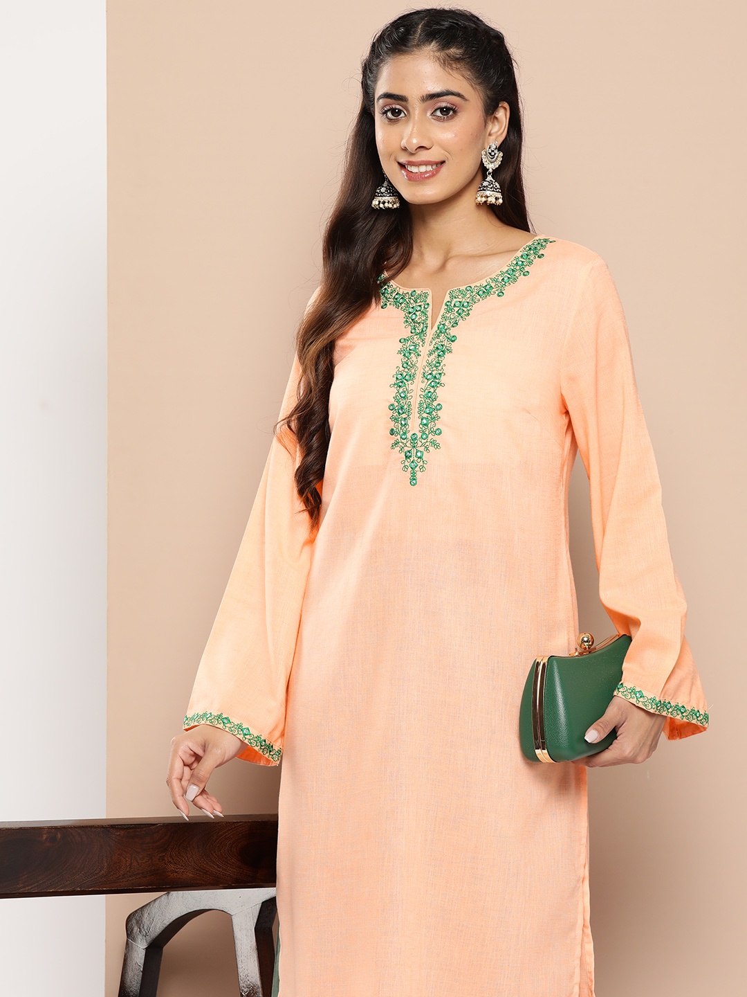 

HERE&NOW Women Ethnic Motifs Embroidered Mirror Work Kurta, Peach