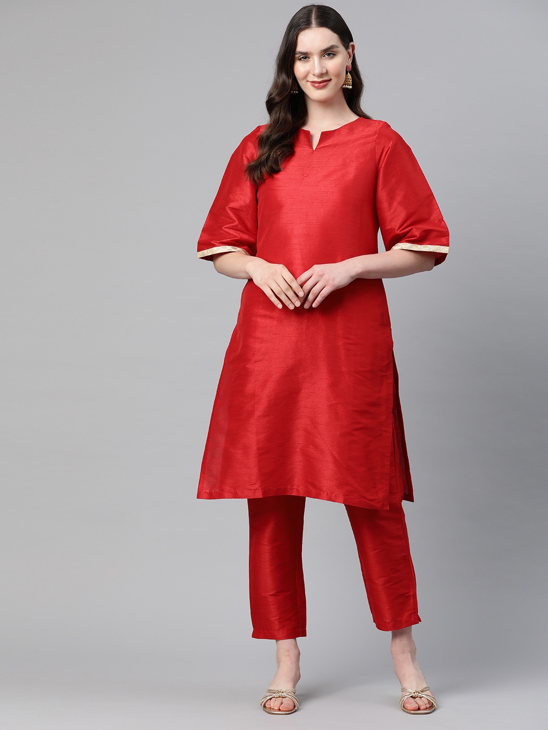 

Ayaany Women Solid Flared Sleeves Kurta, Red