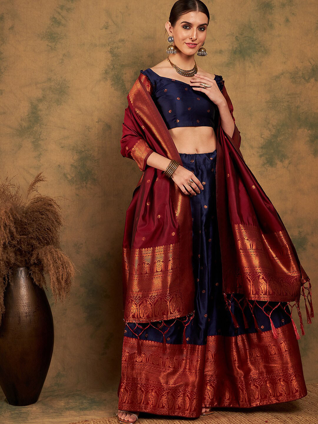 

Sangria Woven-Designed Semi-Stitched Lehenga & Unstitched Blouse With Dupatta, Navy blue
