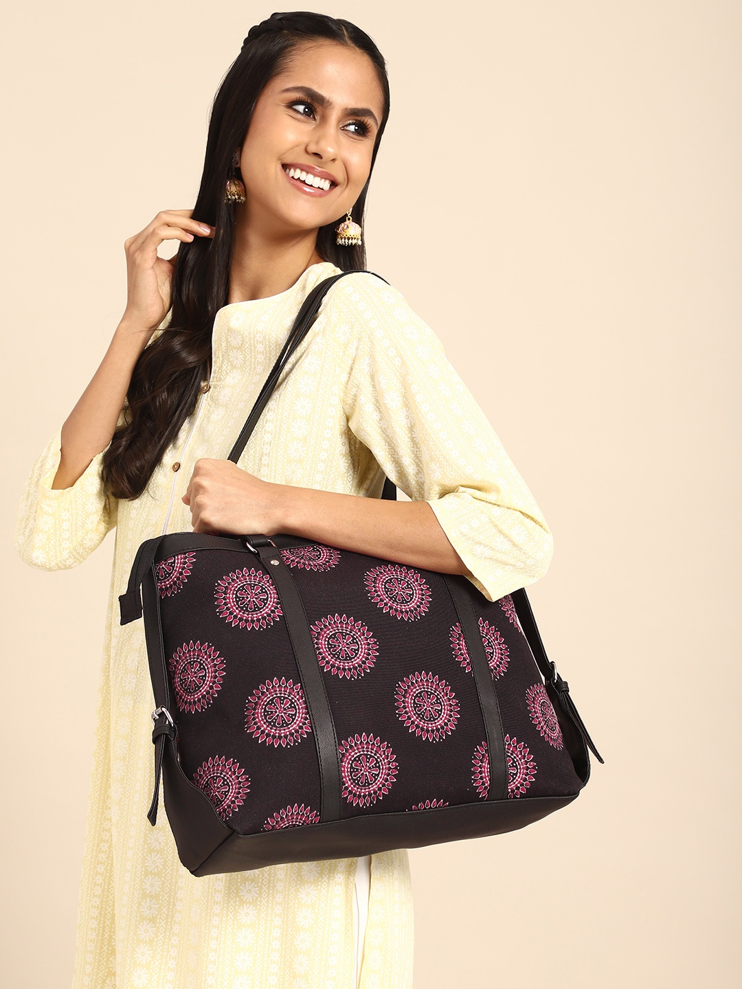 

Sangria Ethnic Motifs Printed Oversized Shopper Tote Bag, Black