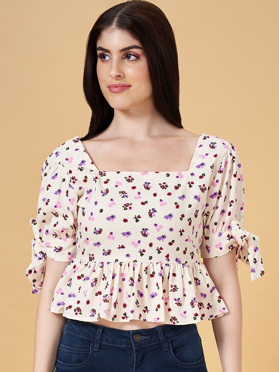 

People Off White Floral Printed Square Neck Puff Sleeves Gathered Detailed Peplum Crop Top