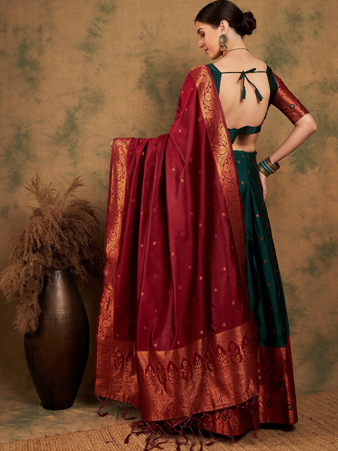 

Sangria Woven-Designed Semi-Stitched Lehenga & Unstitched Blouse With Dupatta, Green