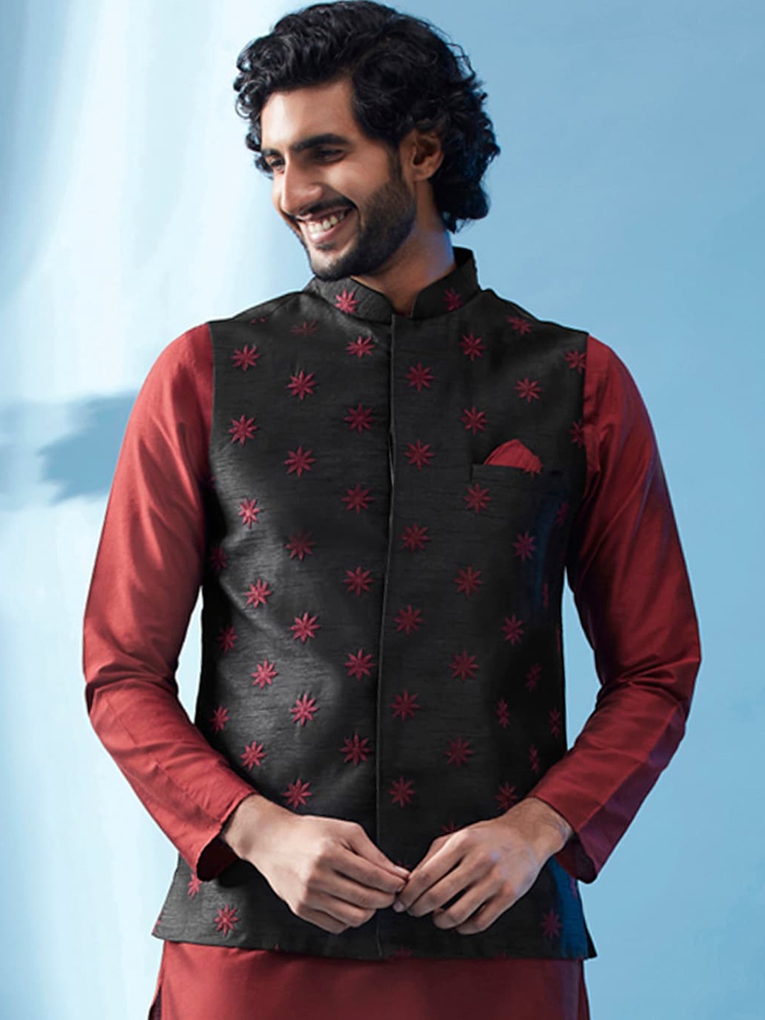 

KISAH Floral Embroidered Nehru Jacket, Black