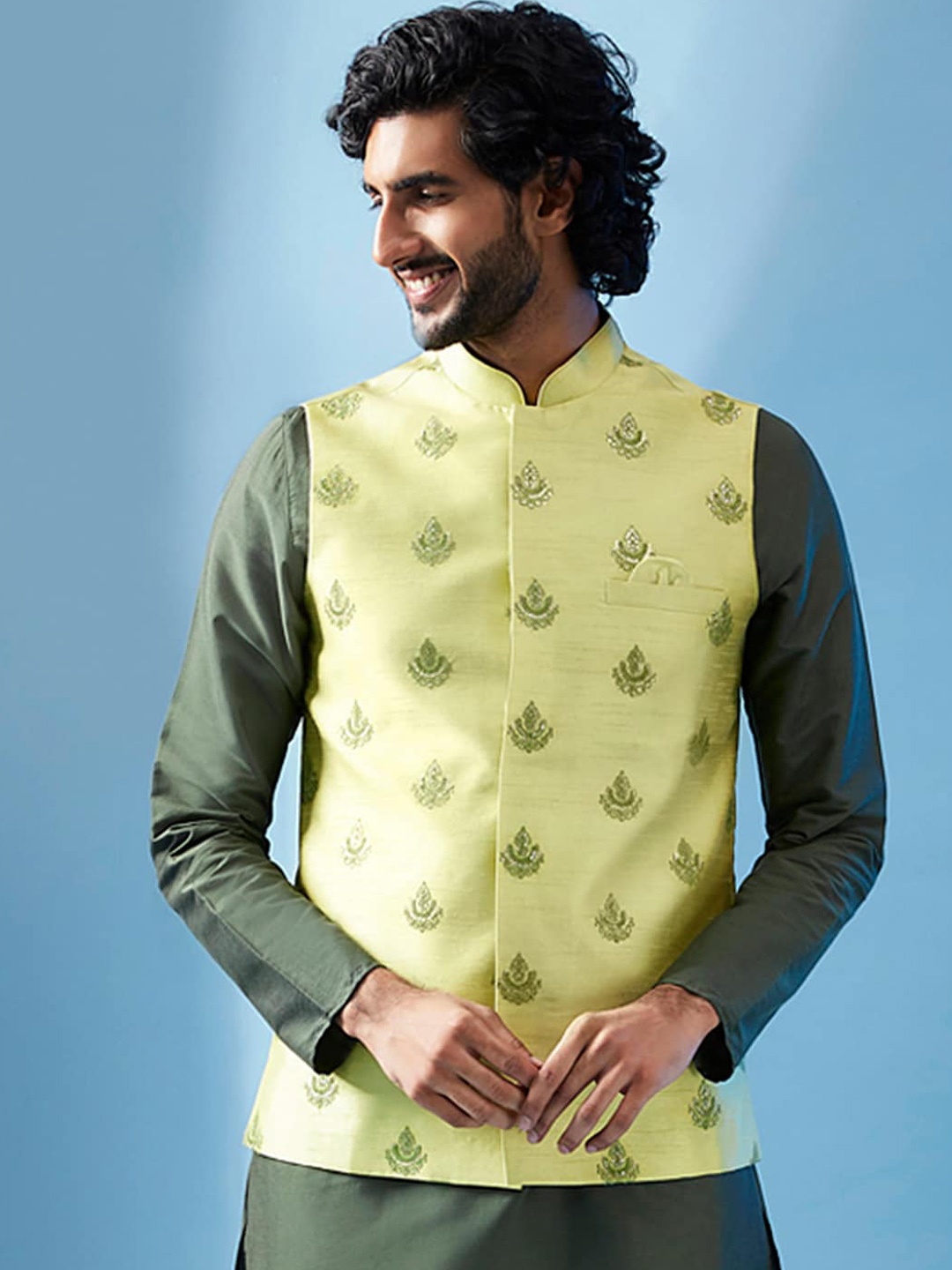 

KISAH Woven Design Nehru Jacket, Green