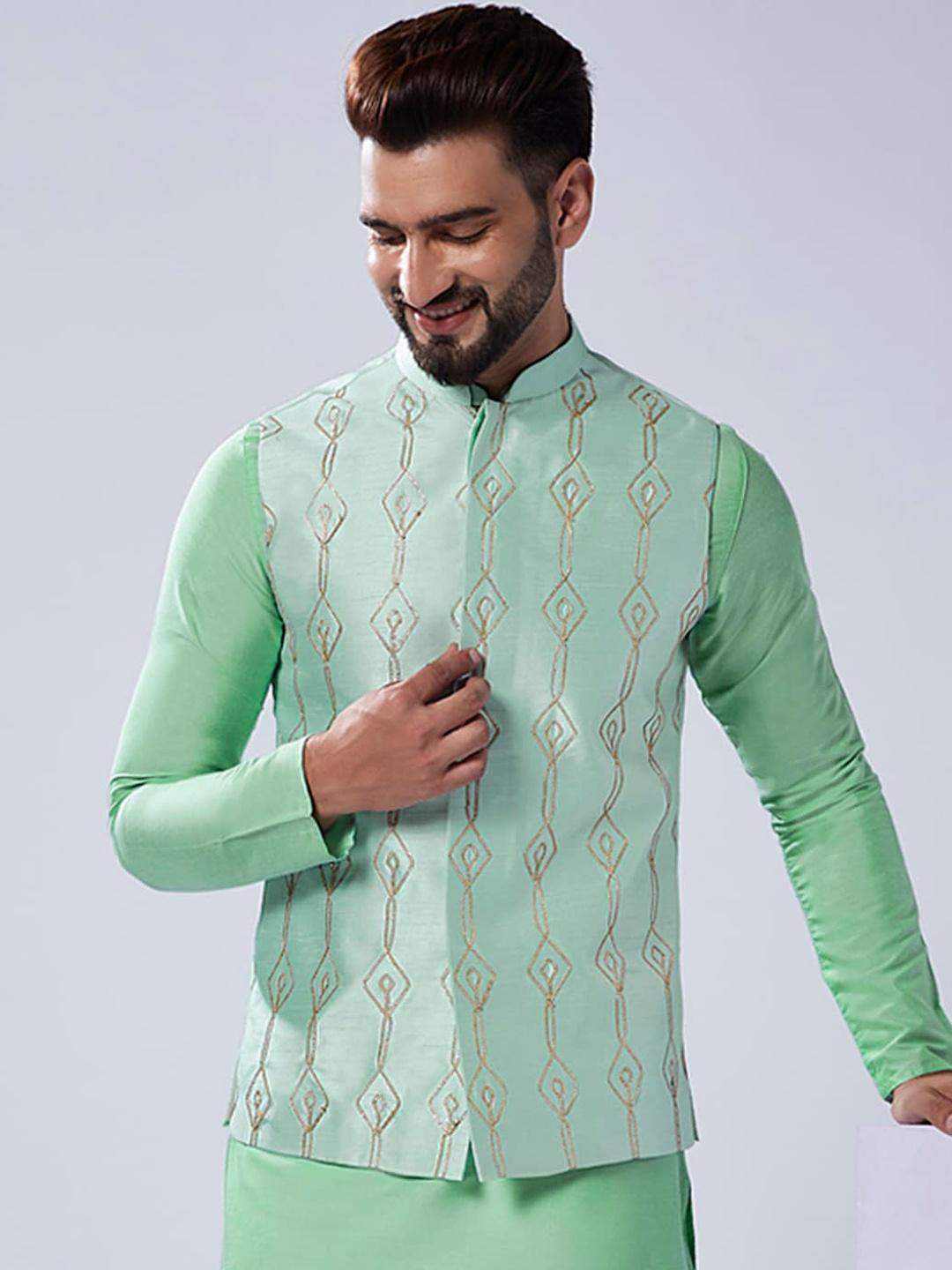 

KISAH Embroidered Nehru Jacket, Sea green