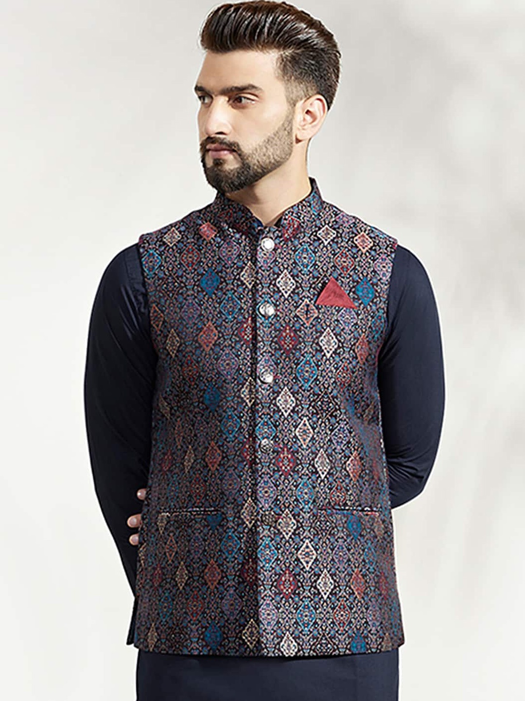 

KISAH Men Woven Jacquard Zari Regular Fit Nehru Jacket, Black