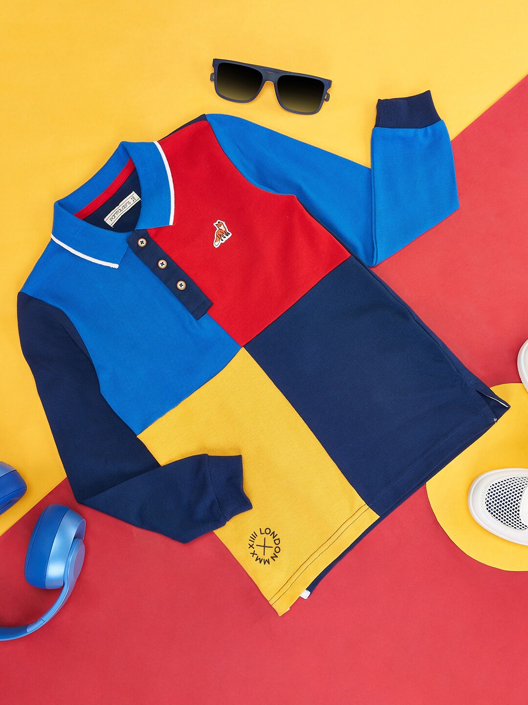 

Pantaloons Junior Boys Colourblocked Polo Collar Cotton T-Shirt, Navy blue