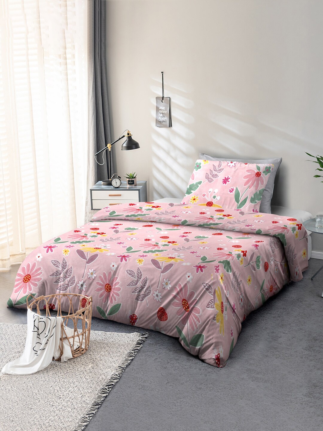 

Cortina Pink & Yellow Floral 110 TC Single Bedsheet with 1 Pillow Cover