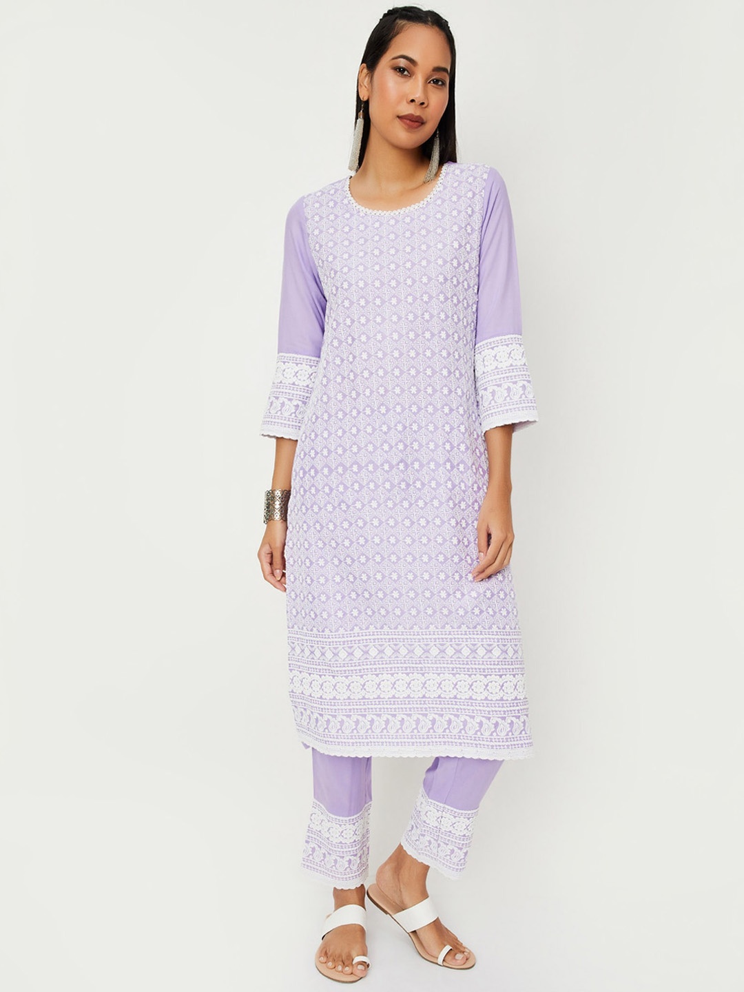 

max Embroidered Straigth Kurta with Trousers, Purple