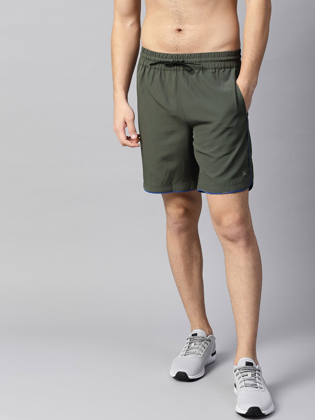 

HRX by Hrithik Roshan Men Grey Solid Regular Fit Sports Shorts
