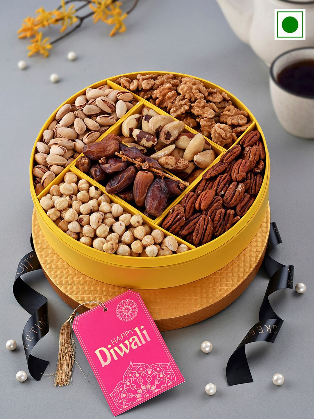

RawFruit Diwali Jumbo Dryfruits Gift Box, Gold