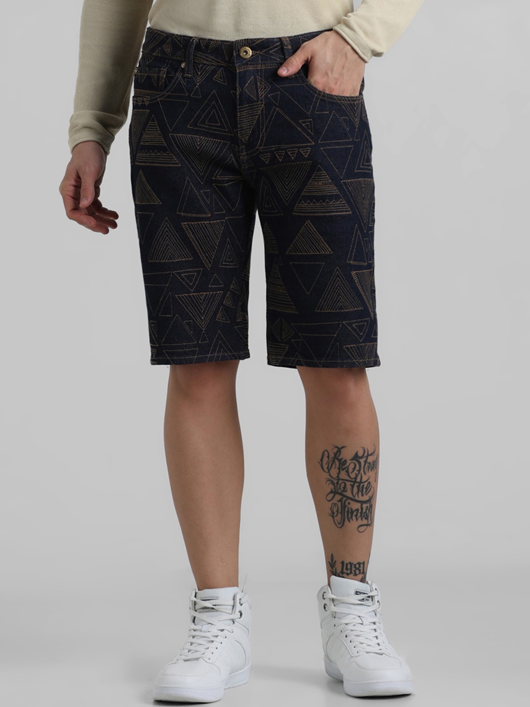 

Jack & Jones Men Geometric Printed Low-Rise Denim Shorts, Navy blue