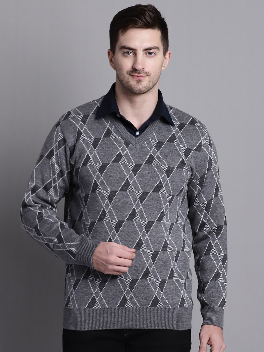 

VENITIAN Geometric Self Design Pullover, Grey