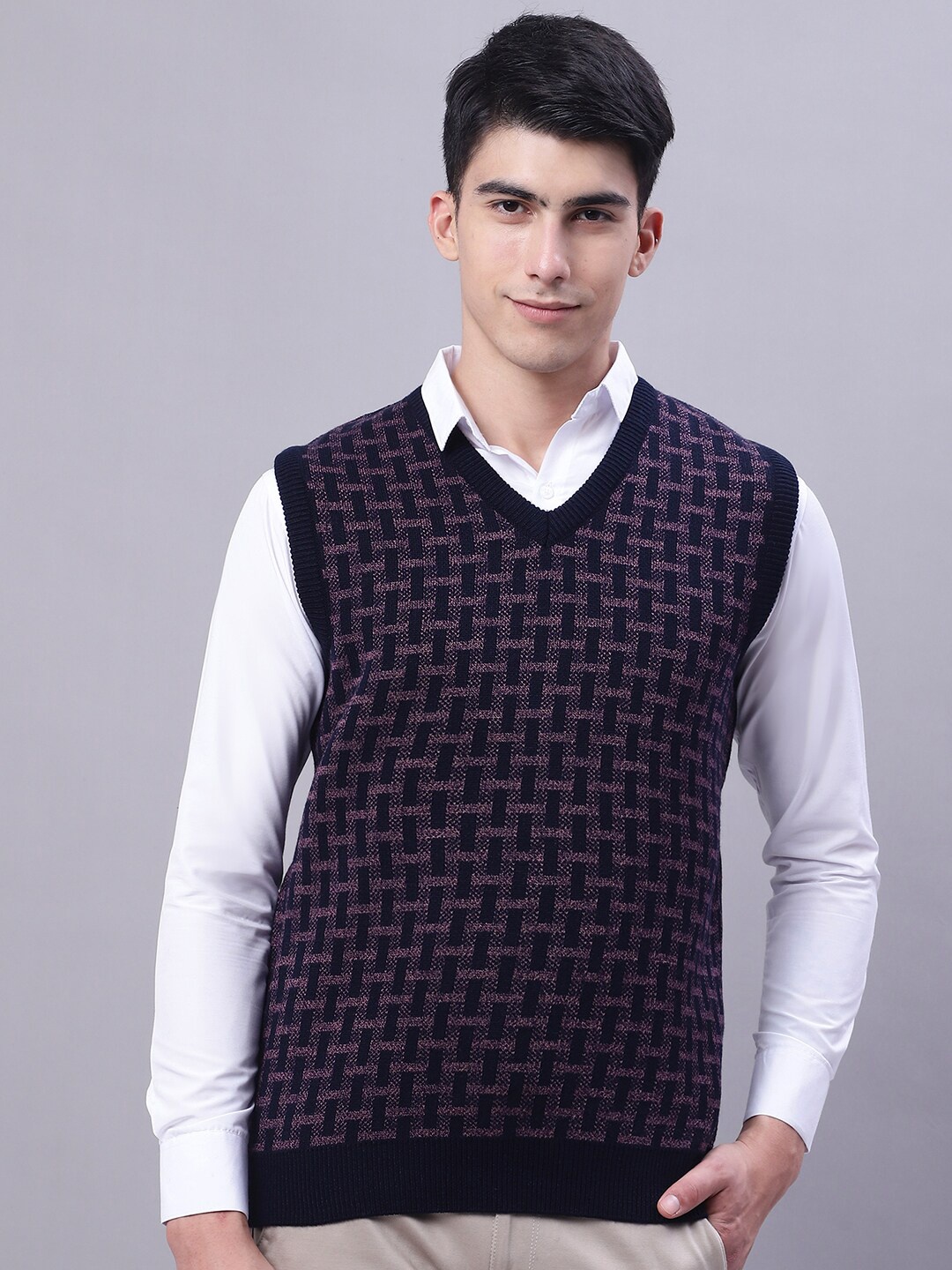 

VENITIAN Self Design V-Neck Acrylic Sweater Vest, Lavender