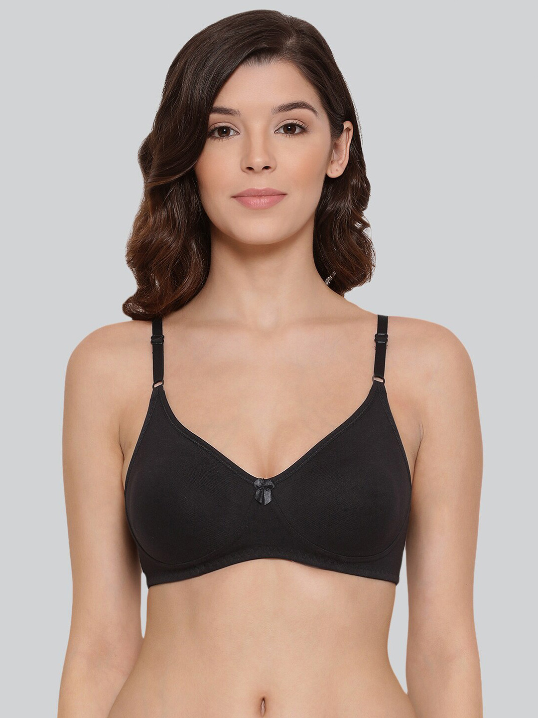 

LYRA Premium Cotton Seamless Moulded Tshirt Bra with Adjustable Strap, Black