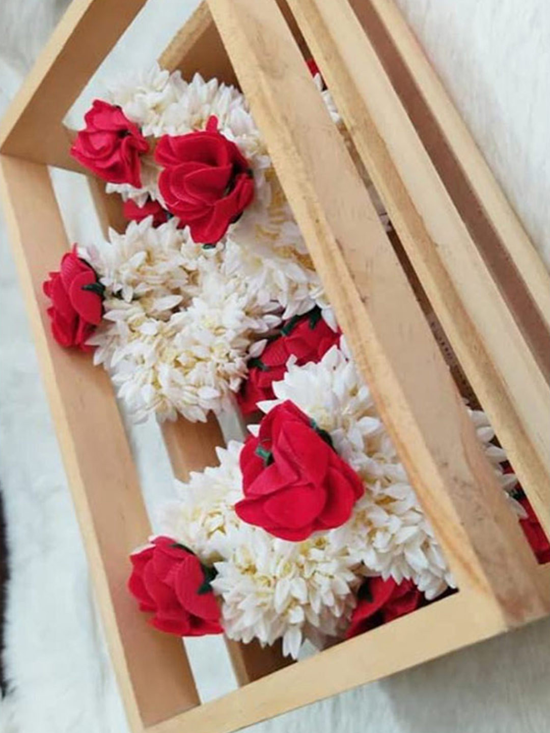 

DN Creation Set of 2 Beaded Bun Hair Accessory Set, White