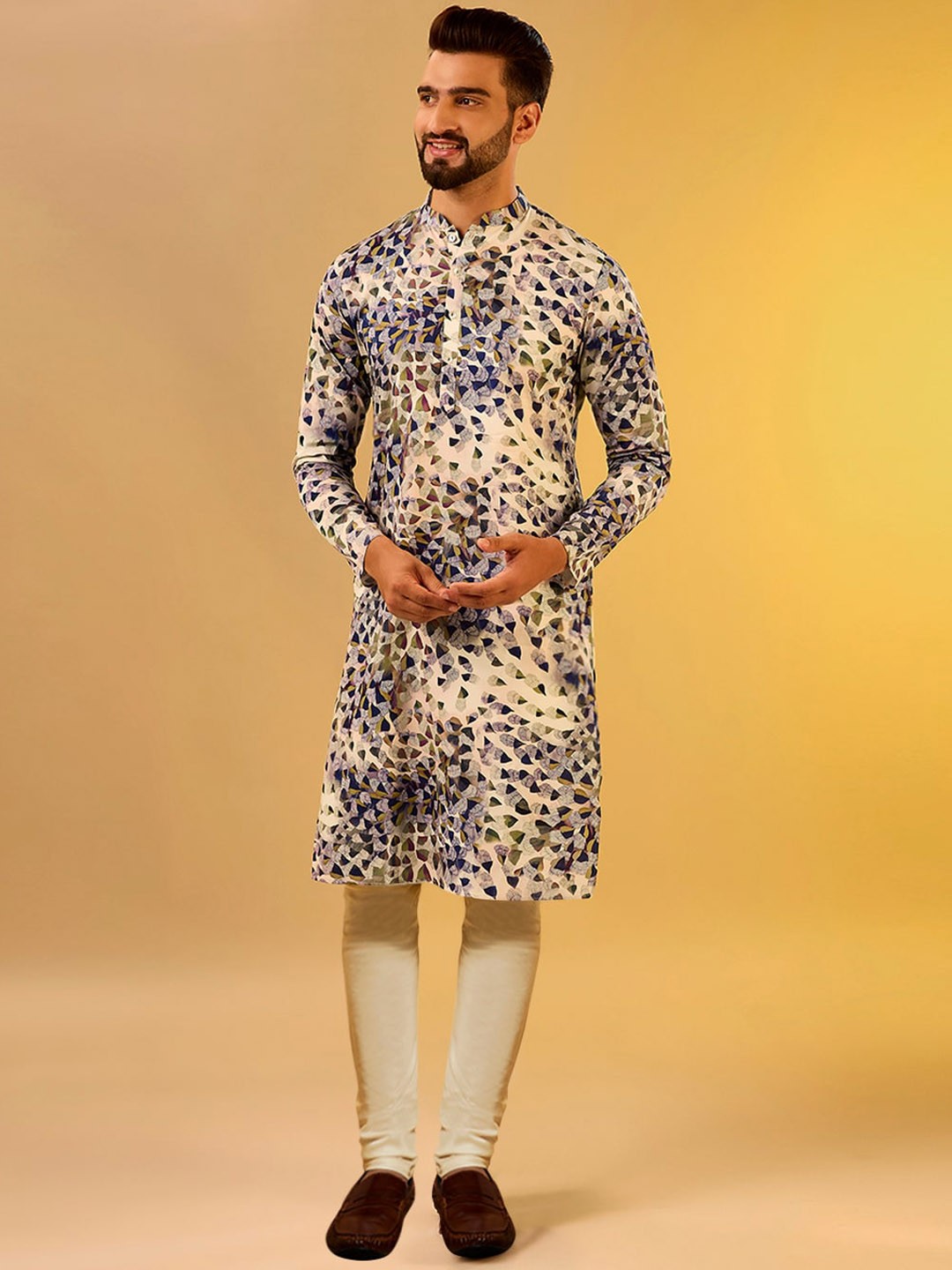 

KISAH Abstract Printed Regular Pure Cotton Kurta With Churidar, Cream