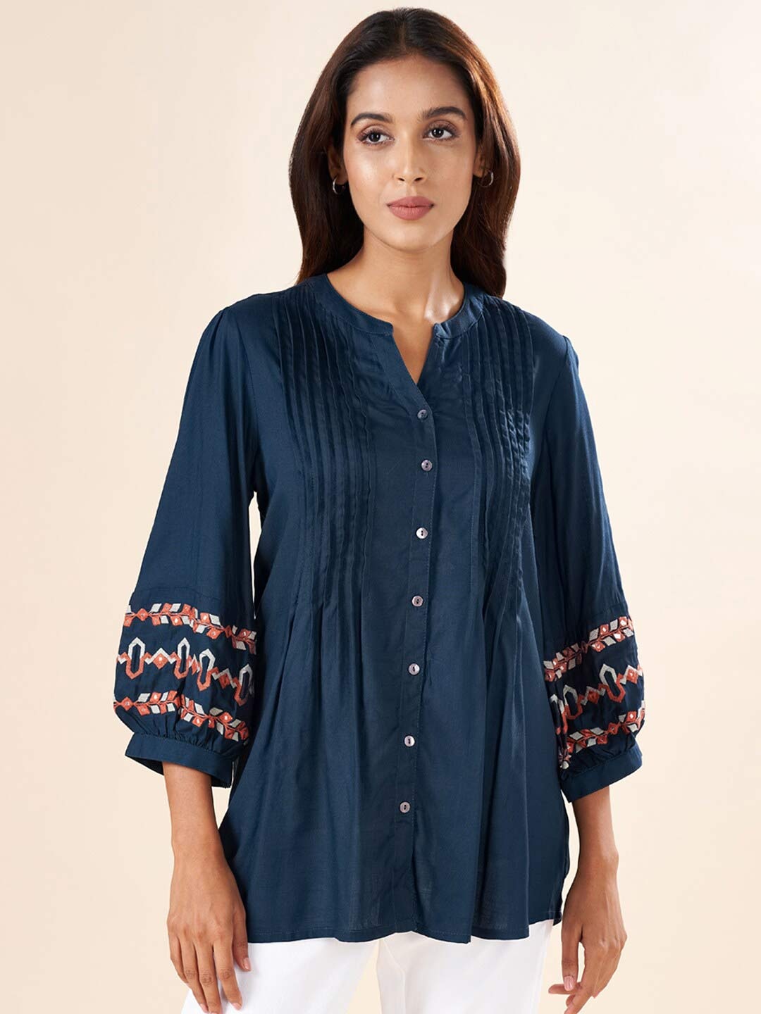 

AKKRITI BY PANTALOONS Mandarin Collar Embroidered Tunic, Navy blue