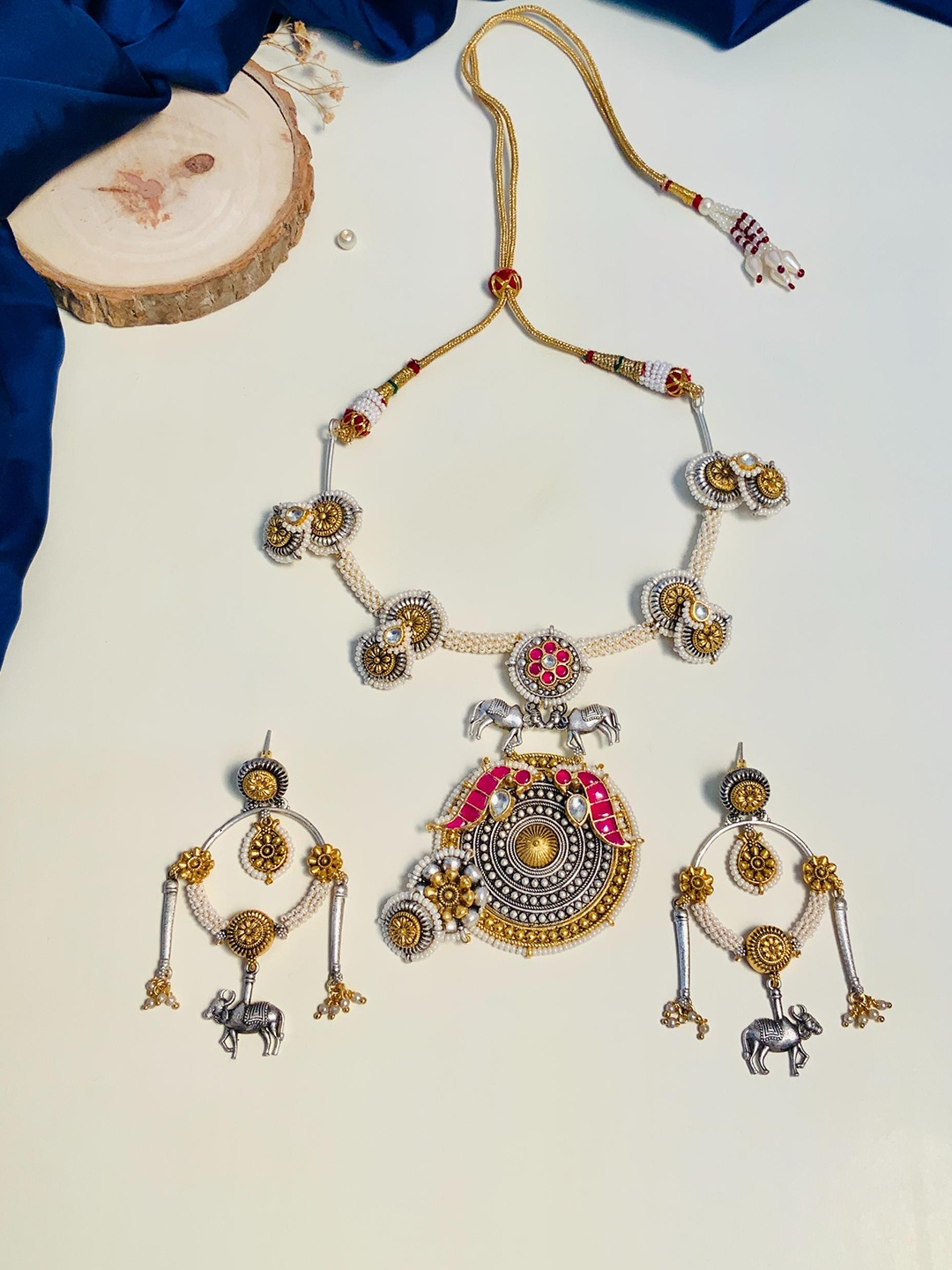 

ABDESIGNS Silver-Plated Antique Necklace Set