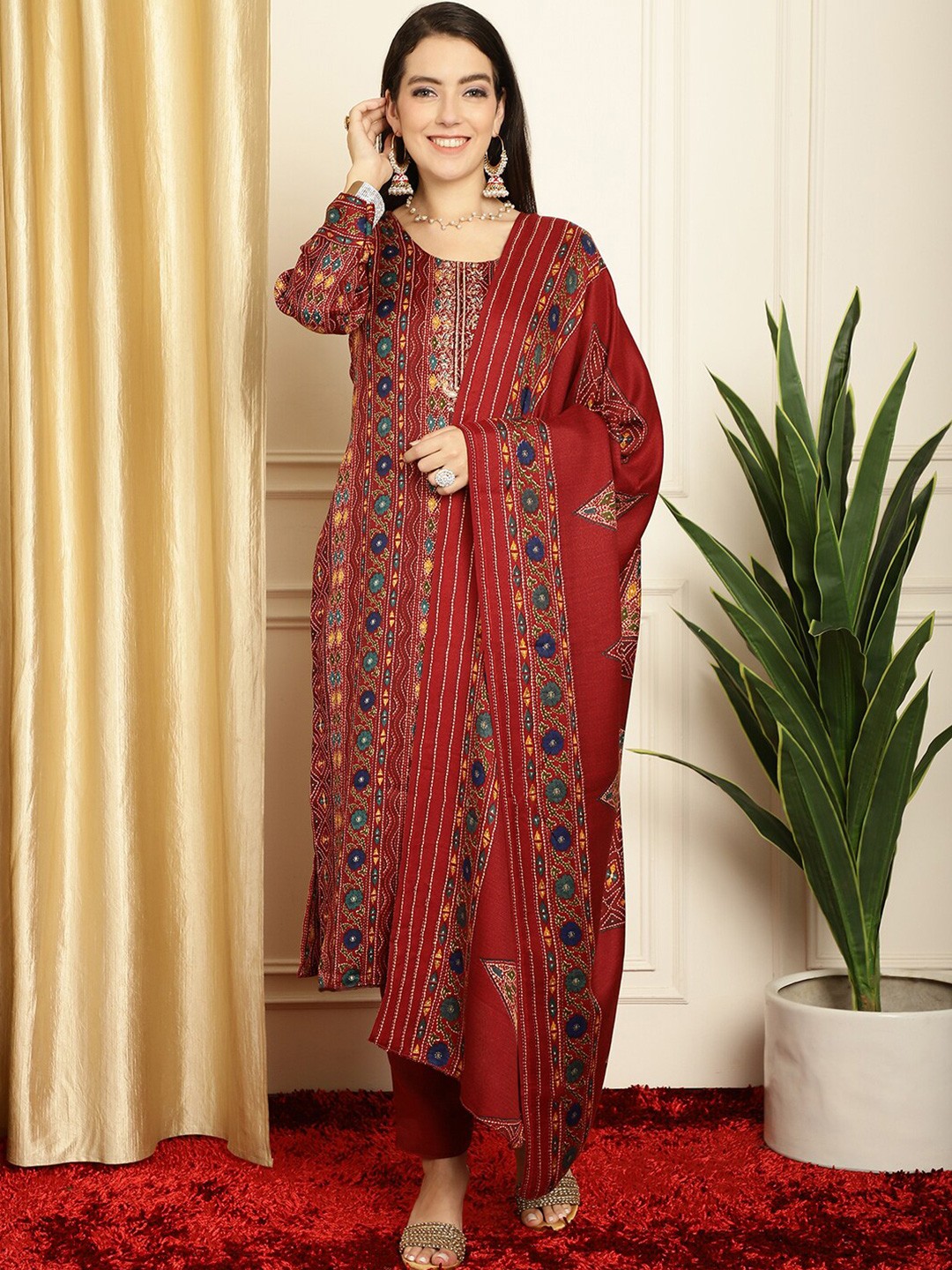 

Stylee LIFESTYLE Ethnic Motifs Printed Pashmina Unstitched Dress Material, Maroon