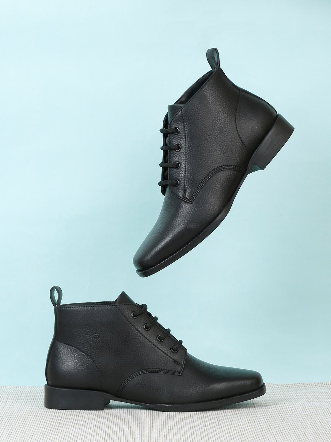 

Bruno Manetti Women Mid-Top Casual Lace-Up Boots, Black