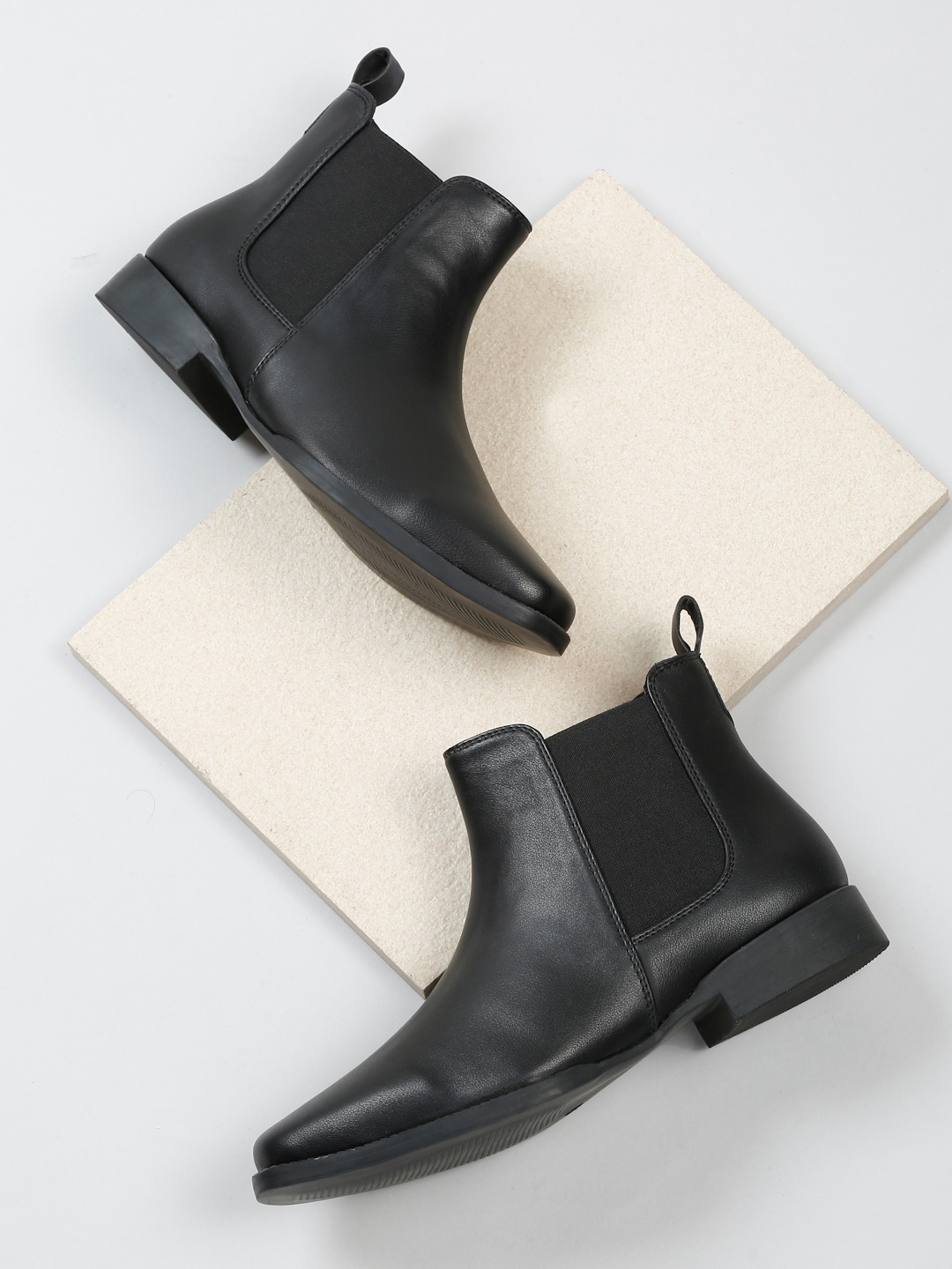 

Bruno Manetti Women Mid-Top Chelsea Boots, Black