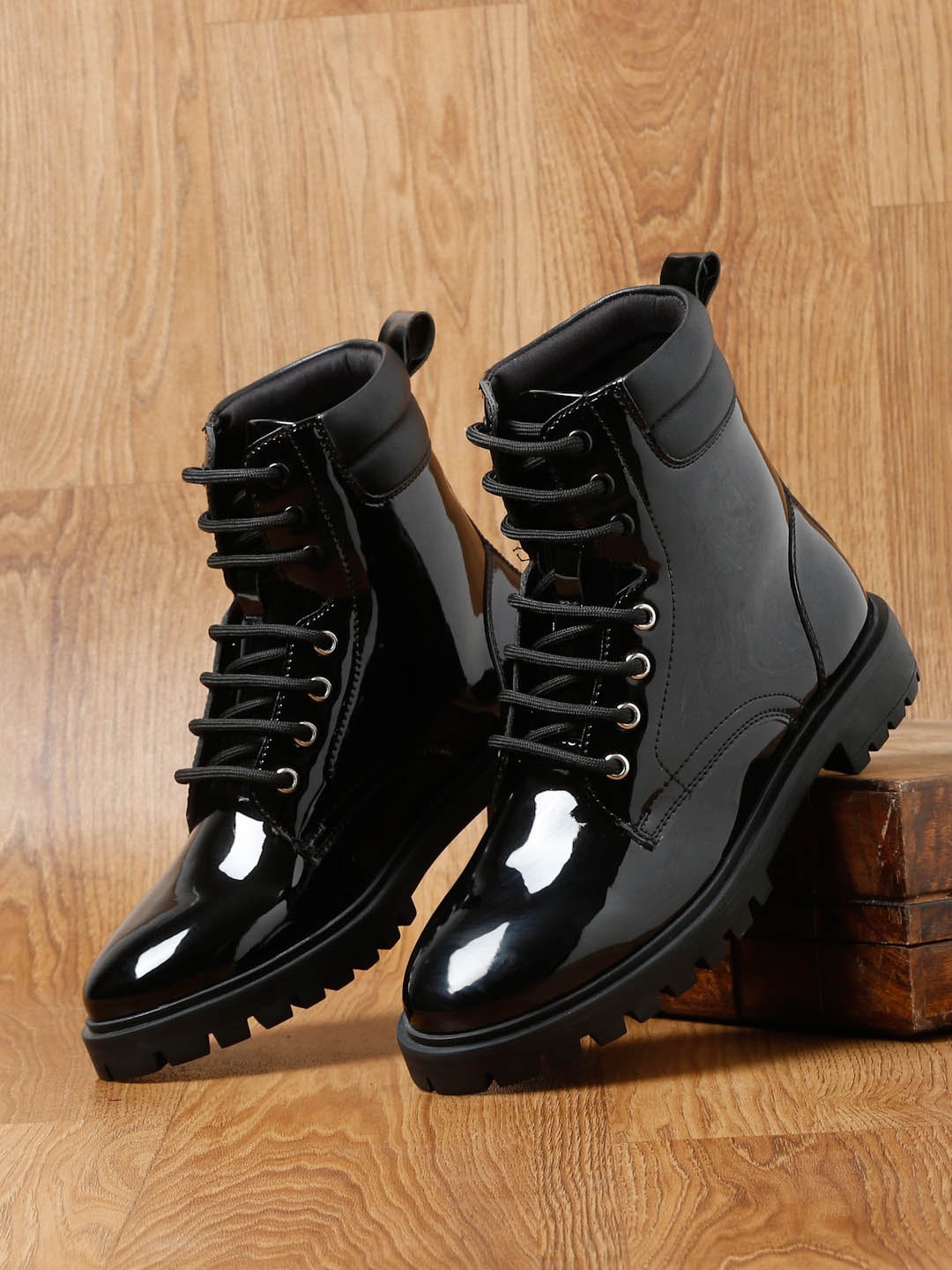 

Bruno Manetti Women Mid Top Platform Heel Chunky Boots, Black