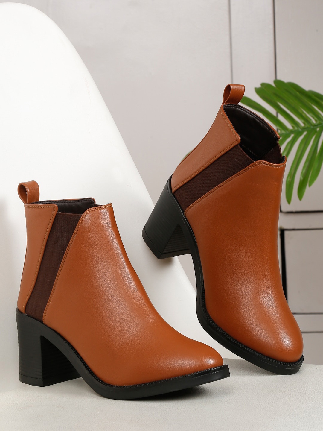 

Bruno Manetti Women Mid-Top Block-Heeled Slip-On Boots, Tan
