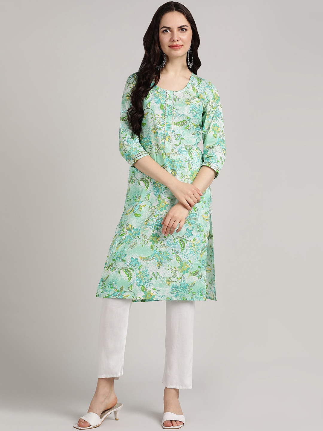 

BLOCKS OF INDIA Floral Printed Gotta Patti Regular Pure Cotton Kurta, Green