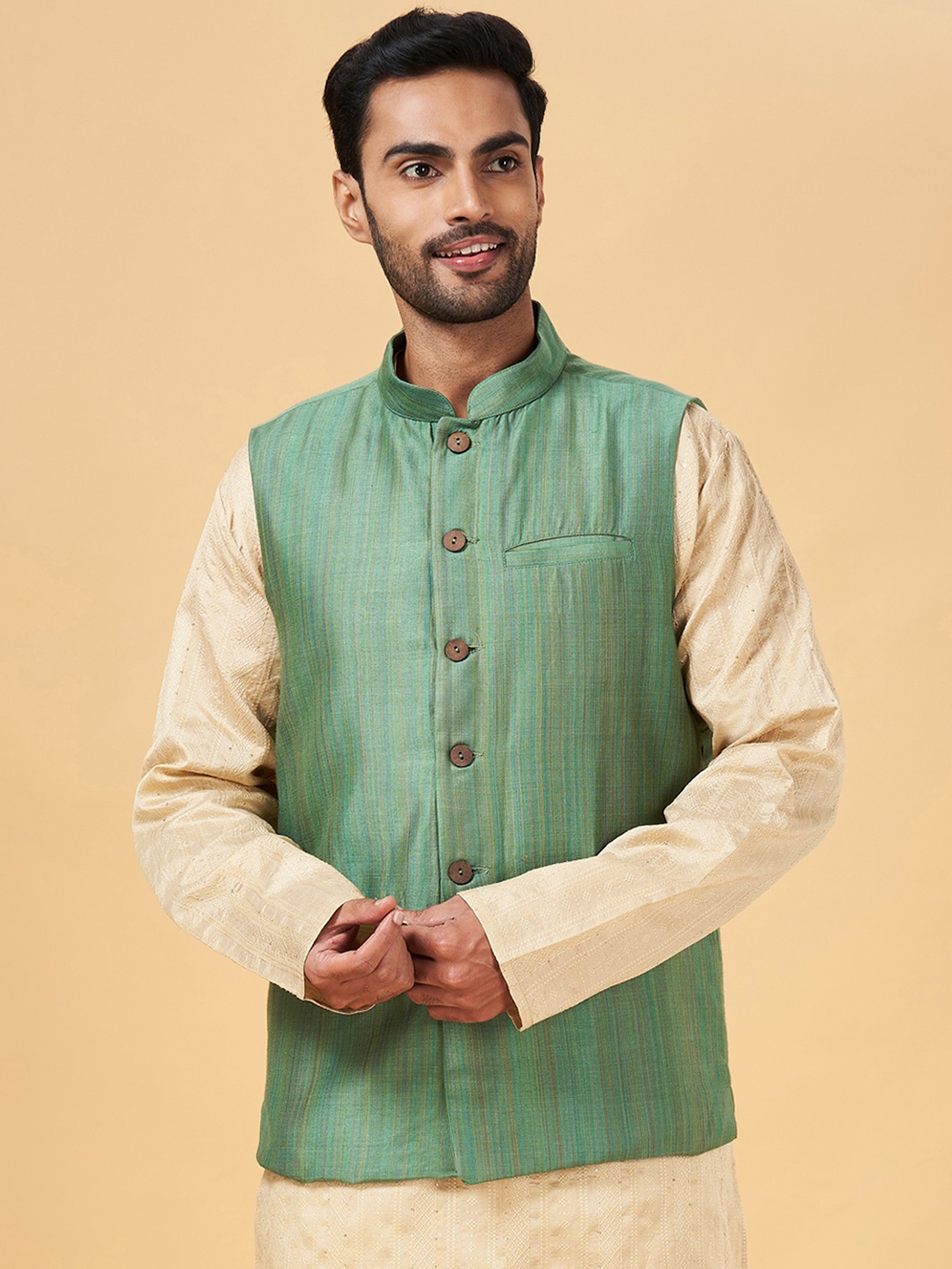 

indus route by Pantaloons Mandarin Collar Nehru Jacket, Green