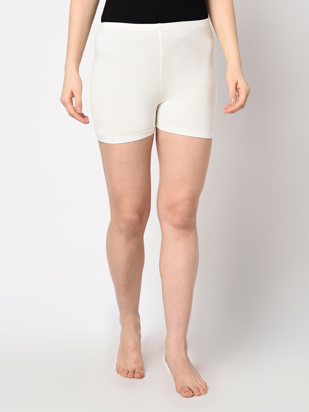 

Espresso Women Mid-Rise Lounge Shorts, Off white