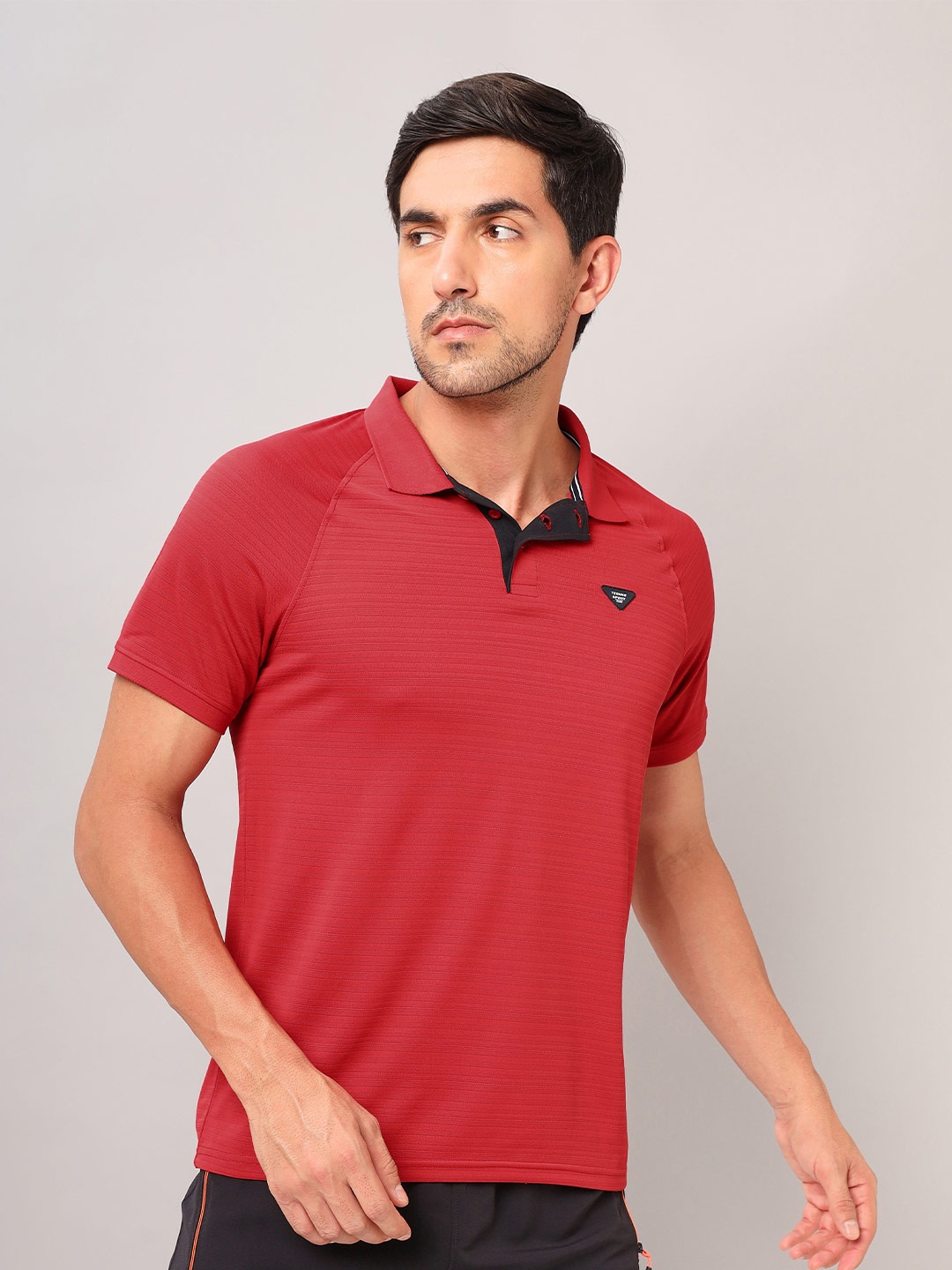 

Technosport Polo Collar Anti Static Rapid Dry Slim Fit Sports T-shirt, Red