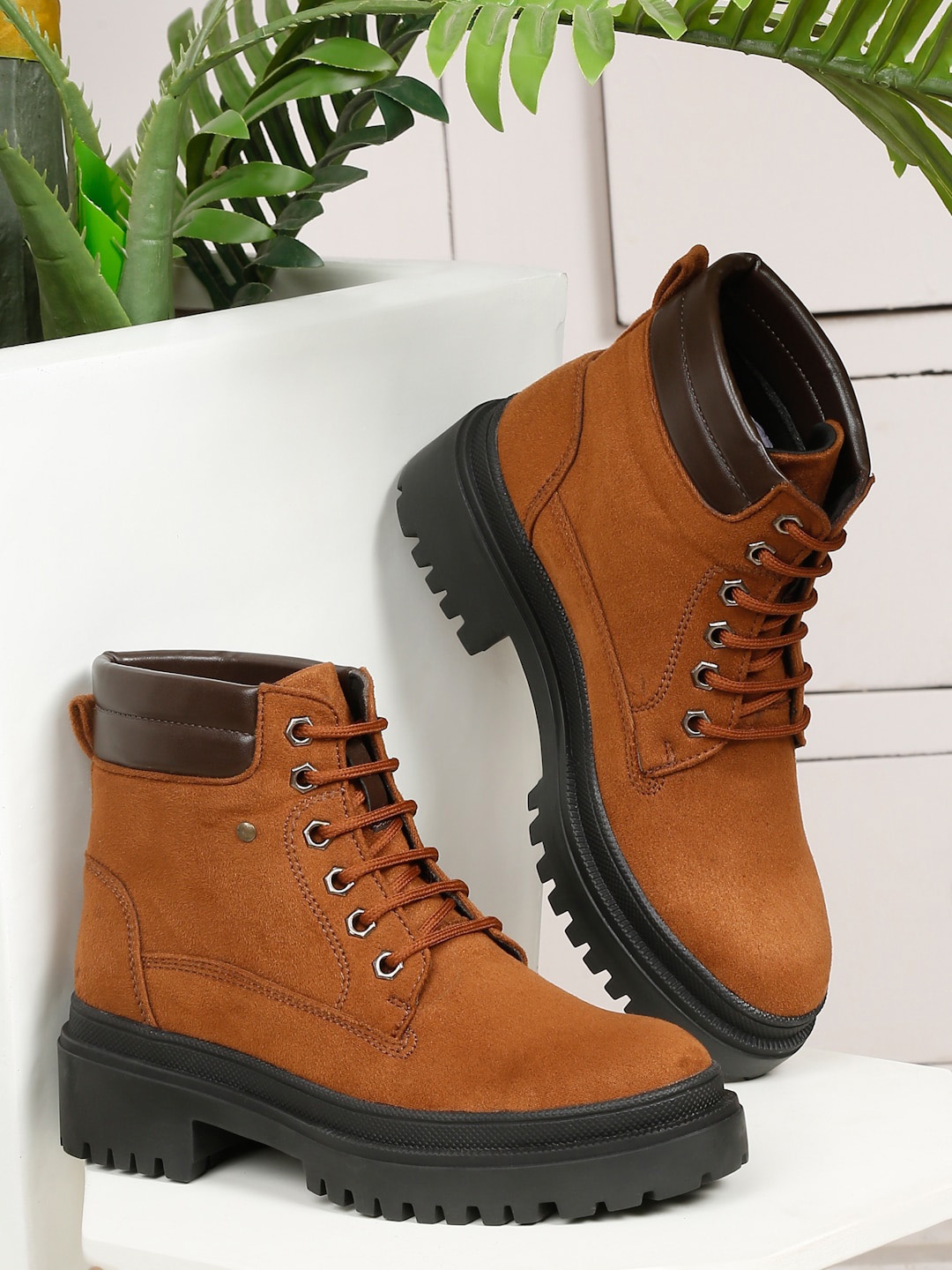 

Bruno Manetti Women Mid-Top Casual Lace-Up Boots, Brown