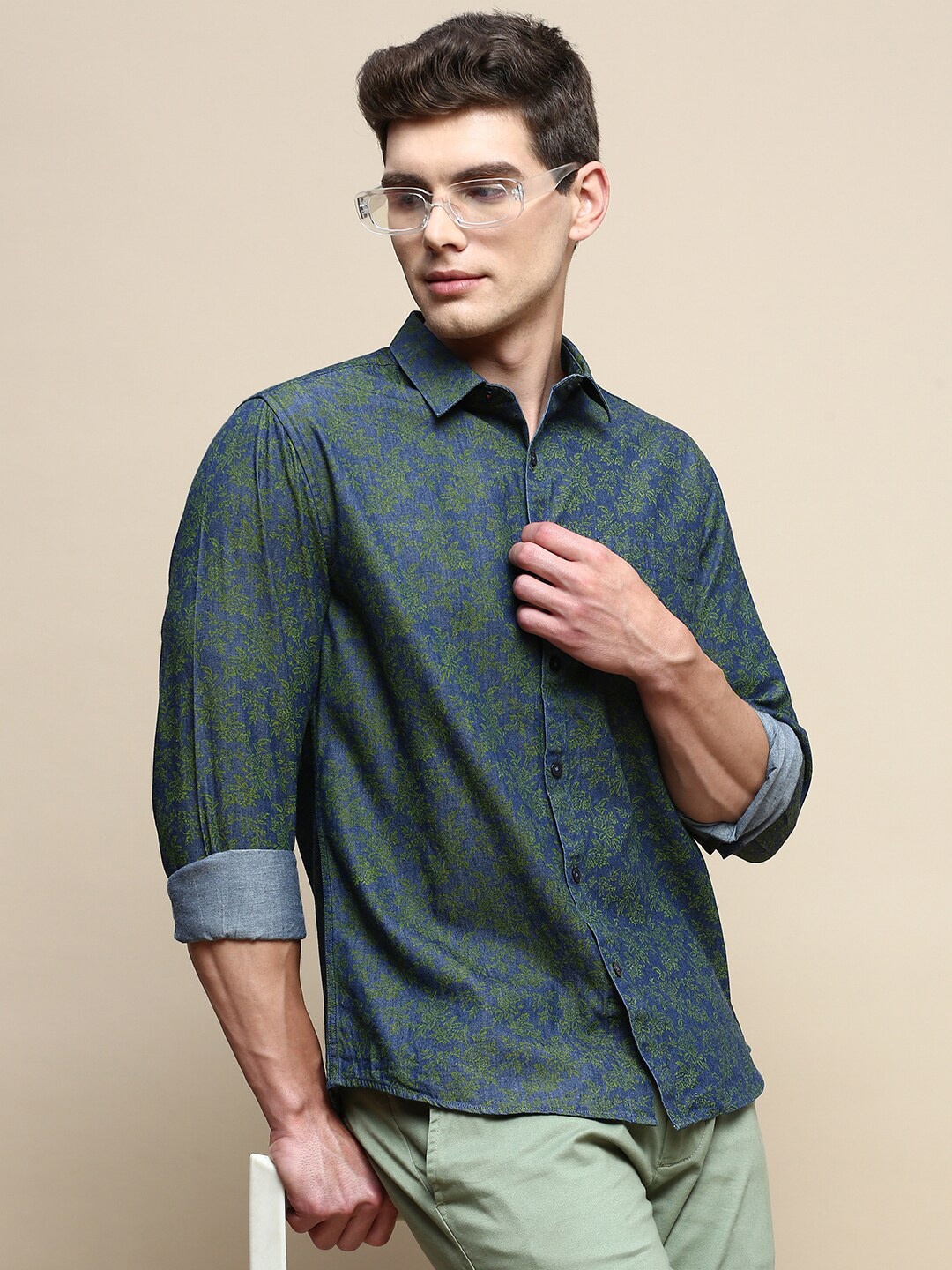 

INVICTUS Sport Slim Fit Opaque Floral Printed Cotton Casual Shirt, Navy blue