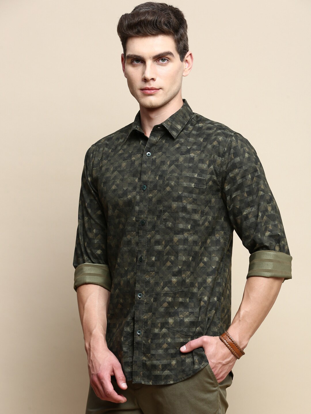 

INVICTUS Sport Slim Fit Geometric Printed Cotton Casual Shirt, Olive