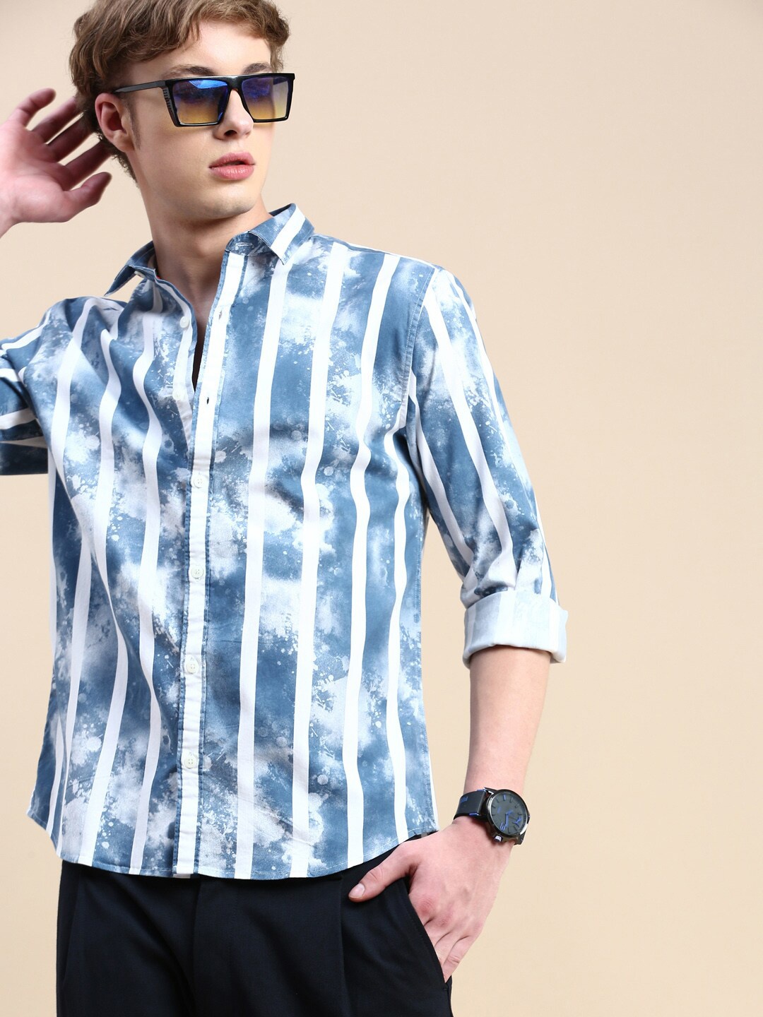 

INVICTUS Sport Slim Fit Absatrct Printed Cotton Casual Shirt, Blue