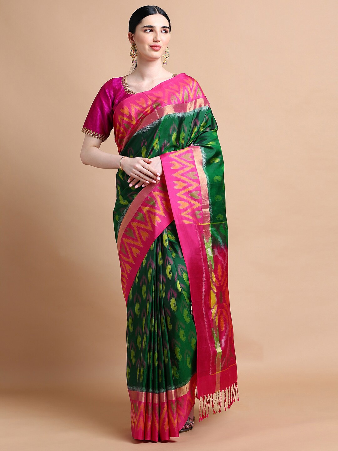 

Kalyan Silks Green & Pink Woven Design Zari Pure Silk Kanjeevaram Saree