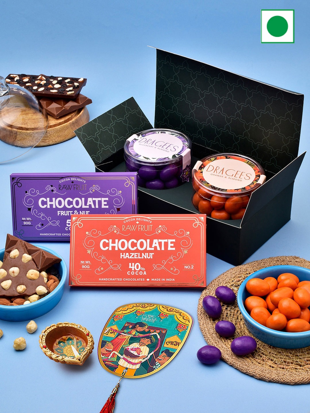 

RawFruit Diwali Gift Dragees with Chocolate Bar, Purple