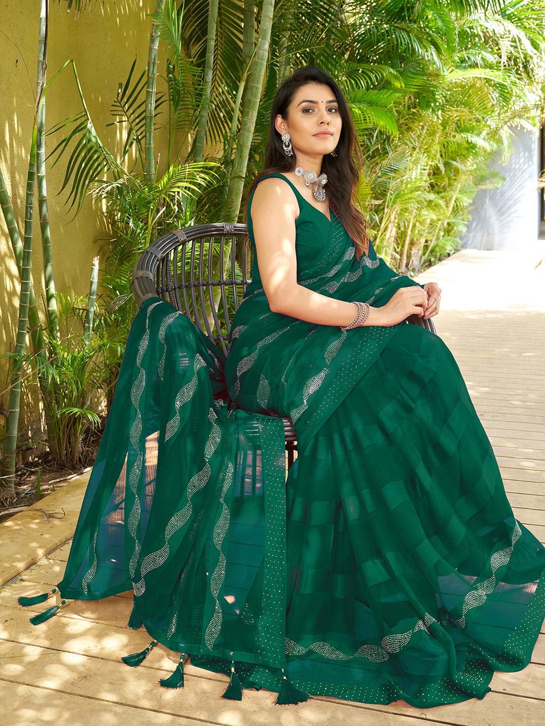 

Satrani Embellished Sequinned Saree, Green