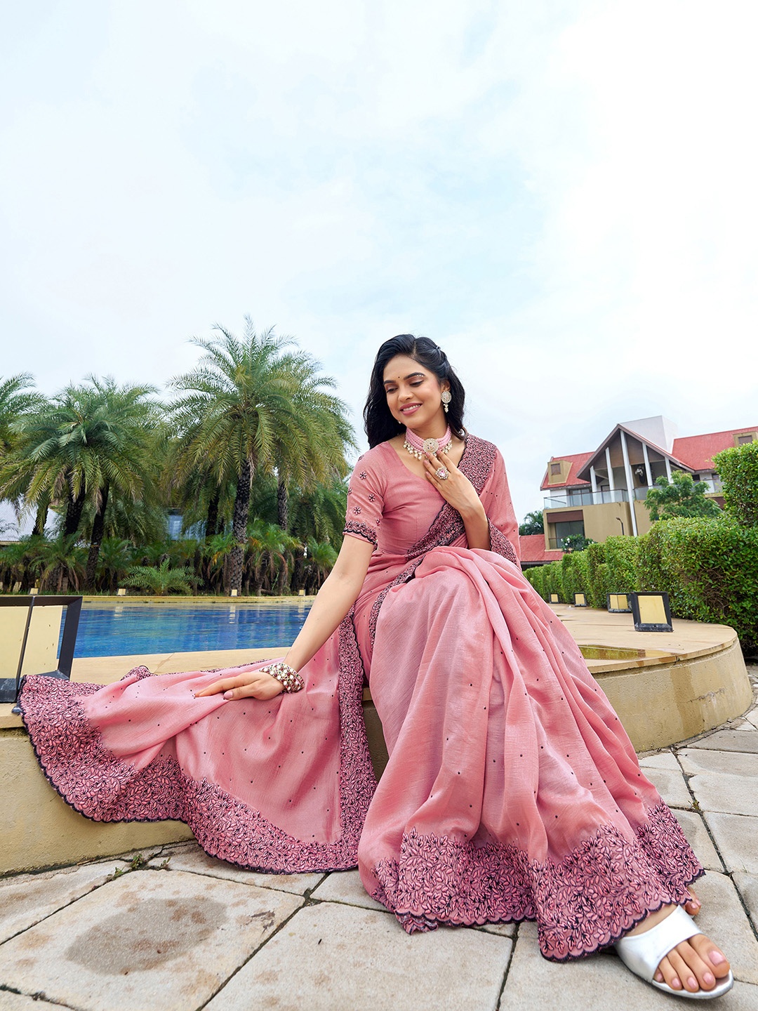 

Mitera Peach Embellished Beads and Stones Saree